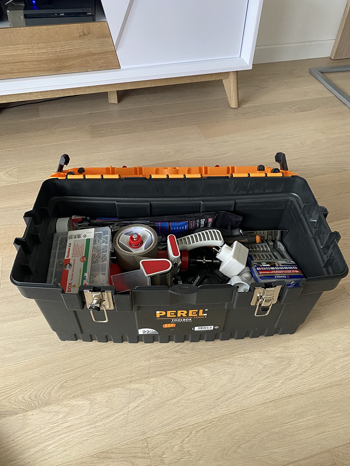 Caisse à outils 22 pouces